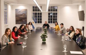 Se duplicó la presencia de mujeres en cargos jerárquicos en la administración pública nacional
