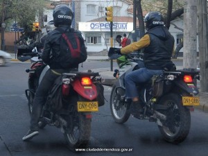 sticker en cascos motos