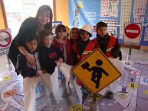 niños señales viales