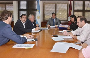 sylvester y miembros del tribunal Electoral