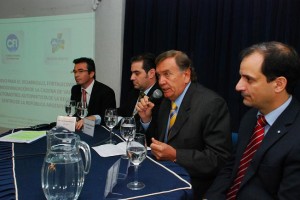 olivero cadena de valor automotriz