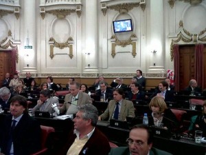 Busso sesión legislatura Defensor del Pueblo
