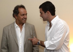20150412-scioli-acompa-a-urtubey-en-el-triunfo-en-las-paso-salteas