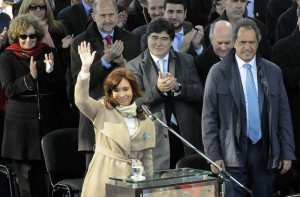 CFK Acto_Dia_de_la_Bandera_en_Rosario_(Telam)