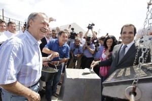 MG_8542-El-gobernador-Juan-Schiaretti-asistirá-a-Acto-de-colocación-de-la-Piedra-Basal-de-la-Planta-de-Grupo-Bimbo-en-Malvinas-Argentinas-copia