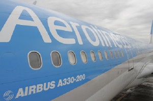 aerolineas-argentinas-avion-embraer