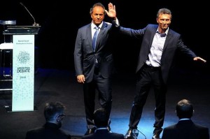 macri-y-scioli-antes-del-debate