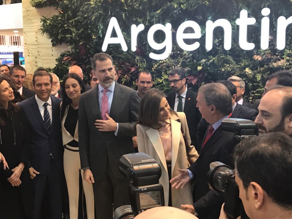 schiaretti en fitur con los reyes